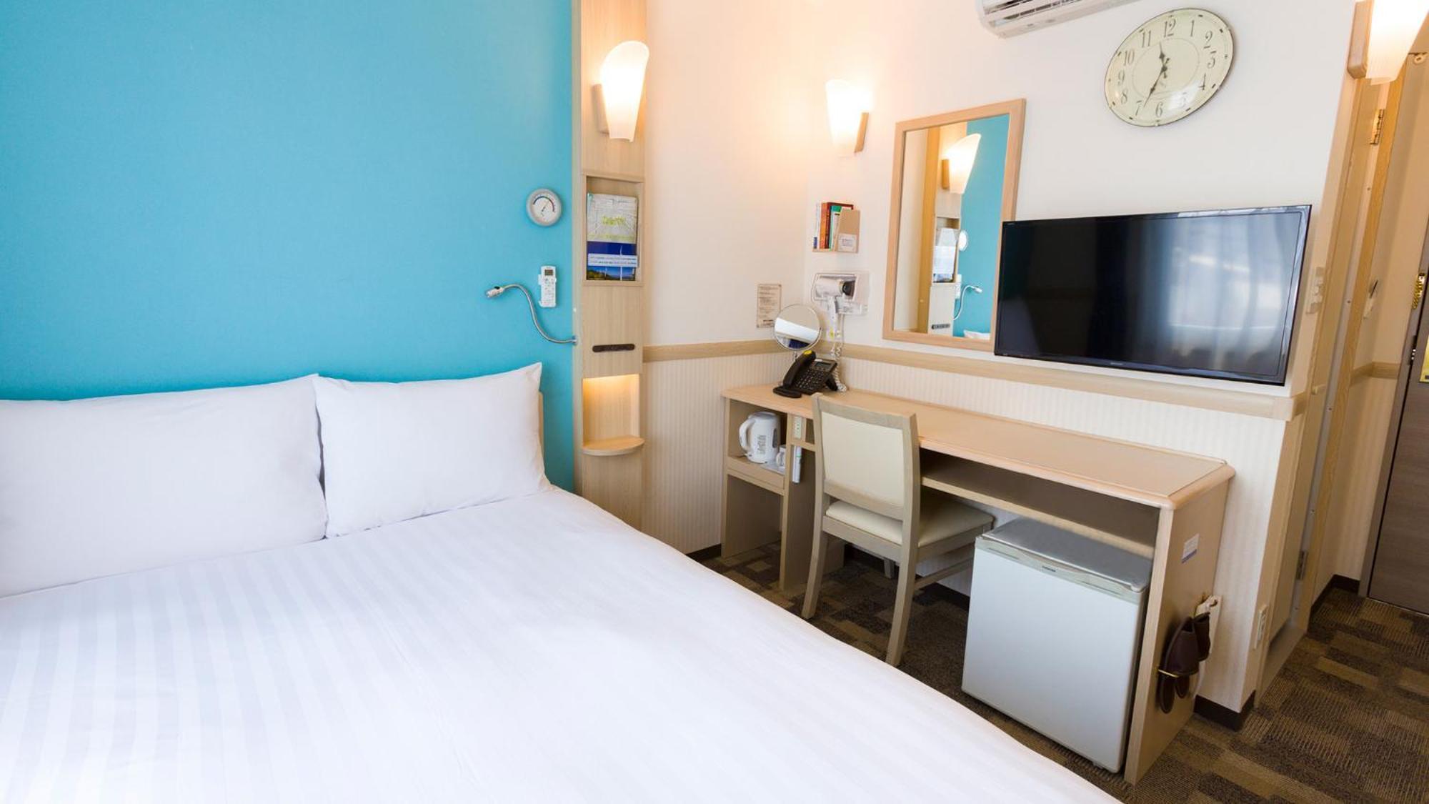 Toyoko Inn Iwakuni Eki Nishi Guchi Номер фото